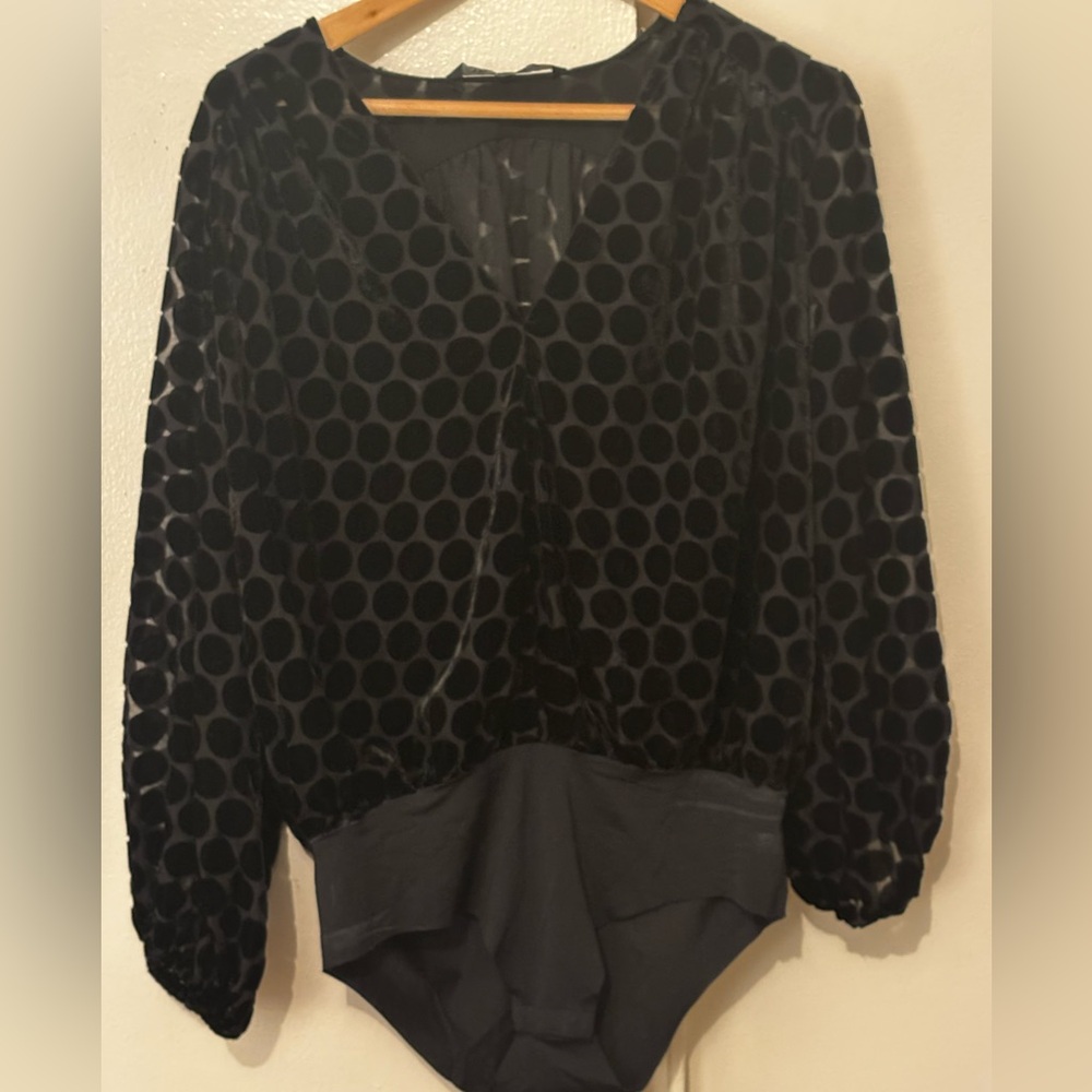 Zara Classic Black Top